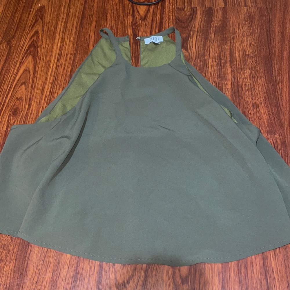 Tobi Green Cropped Top